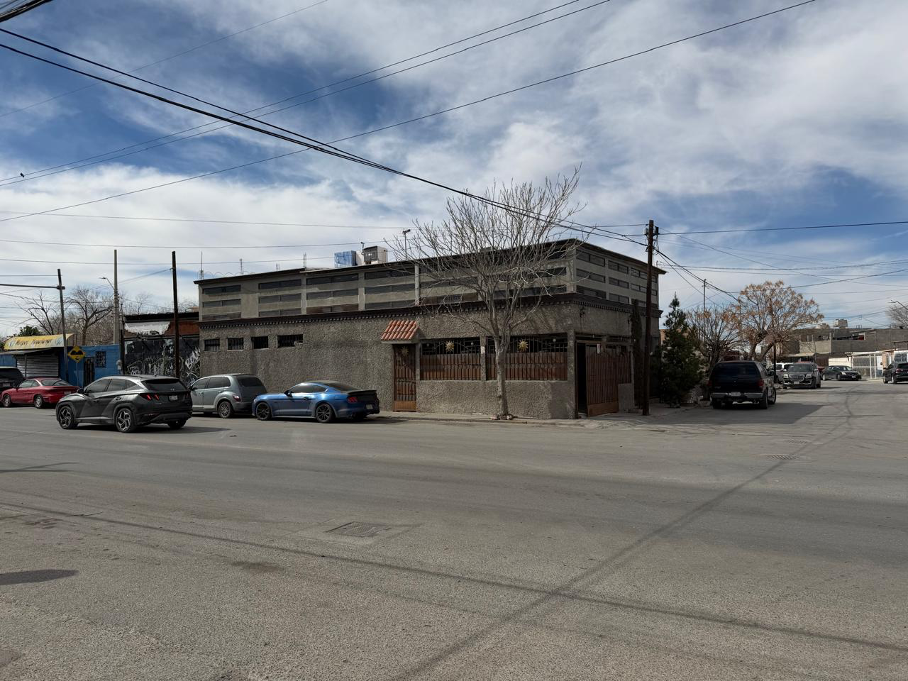 Fachada del despacho